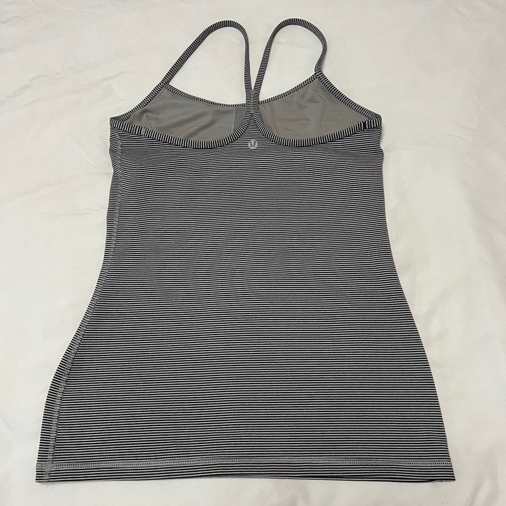 Lululemon Power Y Tank - Picture 7 of 8